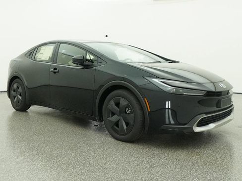 New 2026 Toyota Prius Plug-In Hybrid FWD image 67