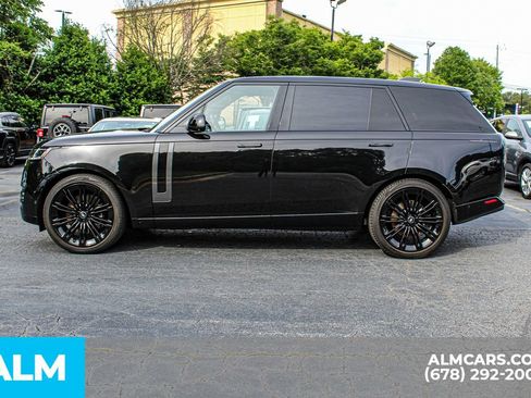 Used 2024 Land Rover Range Rover Long Wheelbase SE AWD/4WD image 7