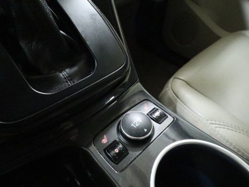 Used 2014 Ford Escape Titanium FWD image 15