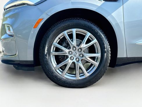 Used 2023 Buick Enclave Essence w/ Experience Buick Package AWD/4WD image 38