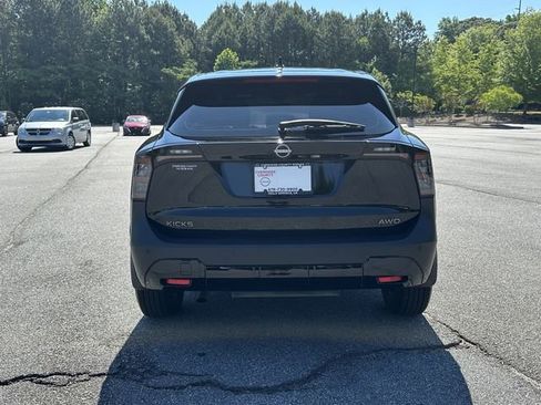Certified 2025 Nissan Kicks S AWD/4WD image 8