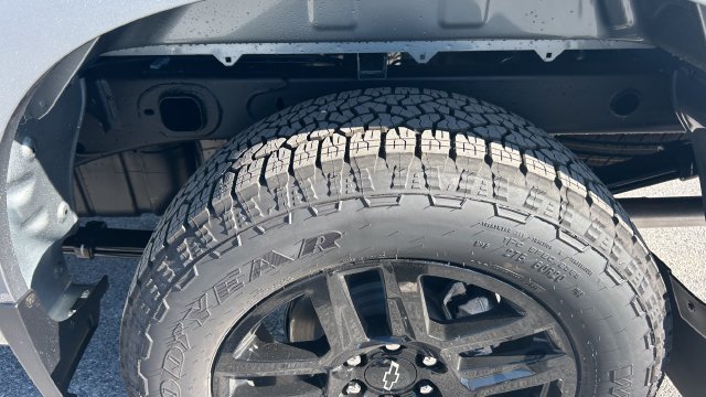 New 2026 Chevrolet Silverado 1500 RST w/ Z71 Off-Road Package AWD/4WD image 11