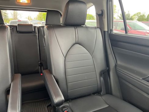 Used 2026 Toyota Highlander XLE AWD/4WD image 15