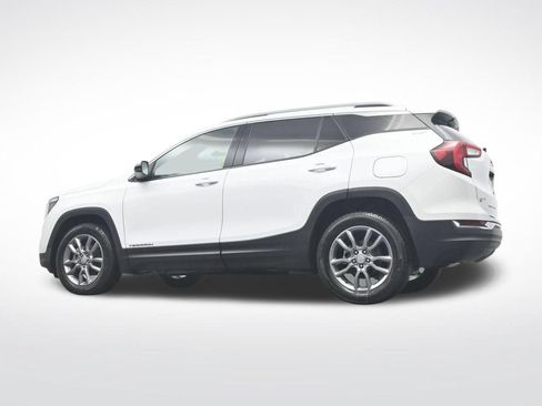 Used 2024 GMC Terrain SLT AWD/4WD image 39