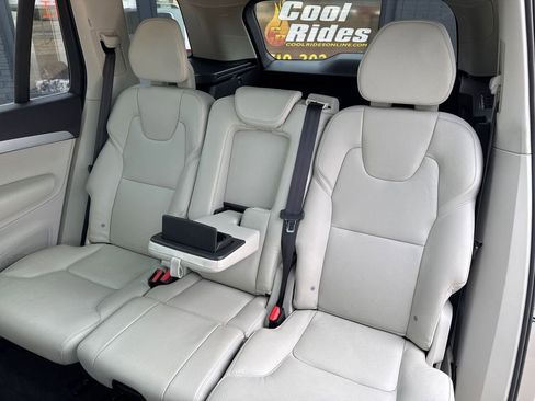 Used 2016 Volvo XC90 T5 Momentum image 15