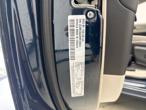 Used 2022 Chrysler Pacifica Limited AWD/4WD image 20