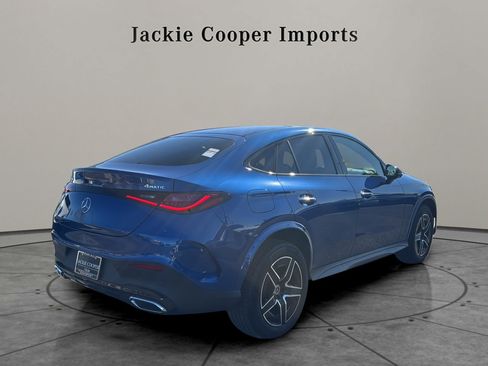 Used 2024 Mercedes-Benz GLC 300 4MATIC w/ AMG Line image 5