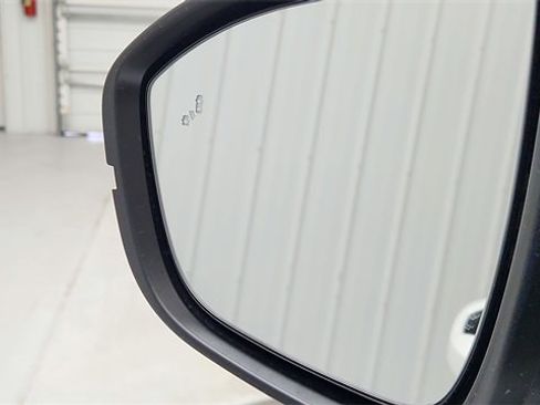 New 2025 Nissan Murano SV image 20