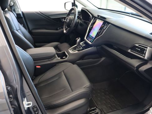 Used 2025 Subaru Outback Touring w/ Popular Package #2 image 30