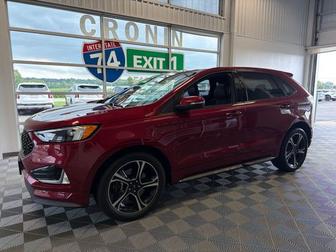 Used 2019 Ford Edge ST w/ Convenience Package AWD/4WD image 3