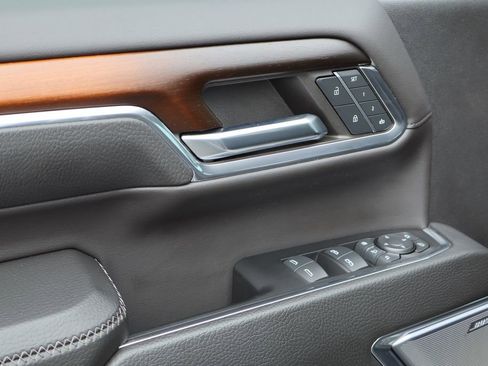 Used 2024 GMC Sierra 2500 Denali w/ Denali Reserve Package image 21