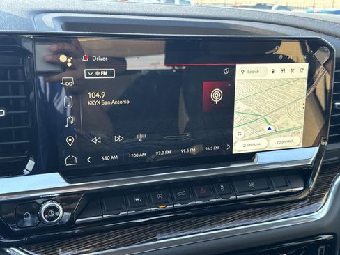 Used 2025 GMC Sierra 1500 Elevation image 20