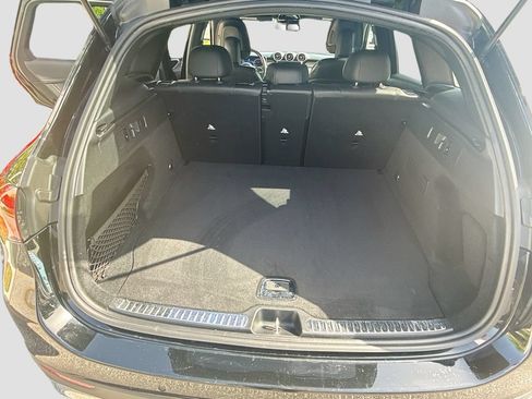Used 2024 Mercedes-Benz GLC 300 4MATIC image 28