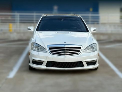 Used 2012 Mercedes-Benz S 63 AMG image 2