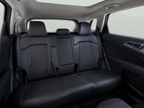 New 2026 Kia Sportage SX image 16