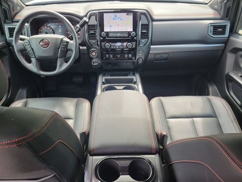 Used 2023 Nissan Titan PRO-4X w/ Pro-4x Convenience Package AWD/4WD image 16