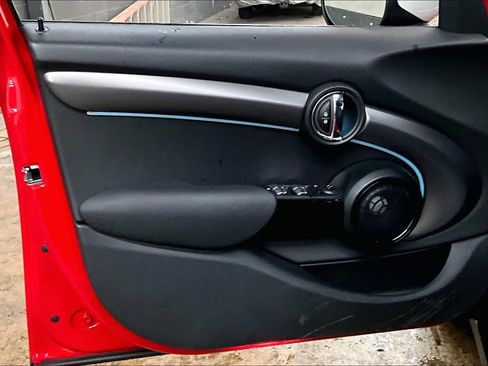 Used 2024 MINI Cooper S image 26