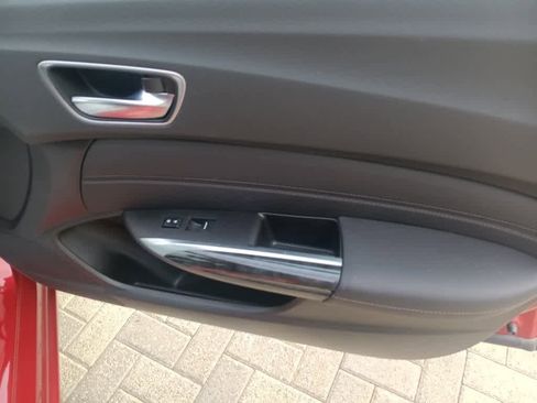 Used 2020 Acura TLX image 27