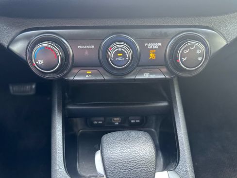 Used 2023 Kia Forte LXS w/ LXS Technology Package FWD image 24