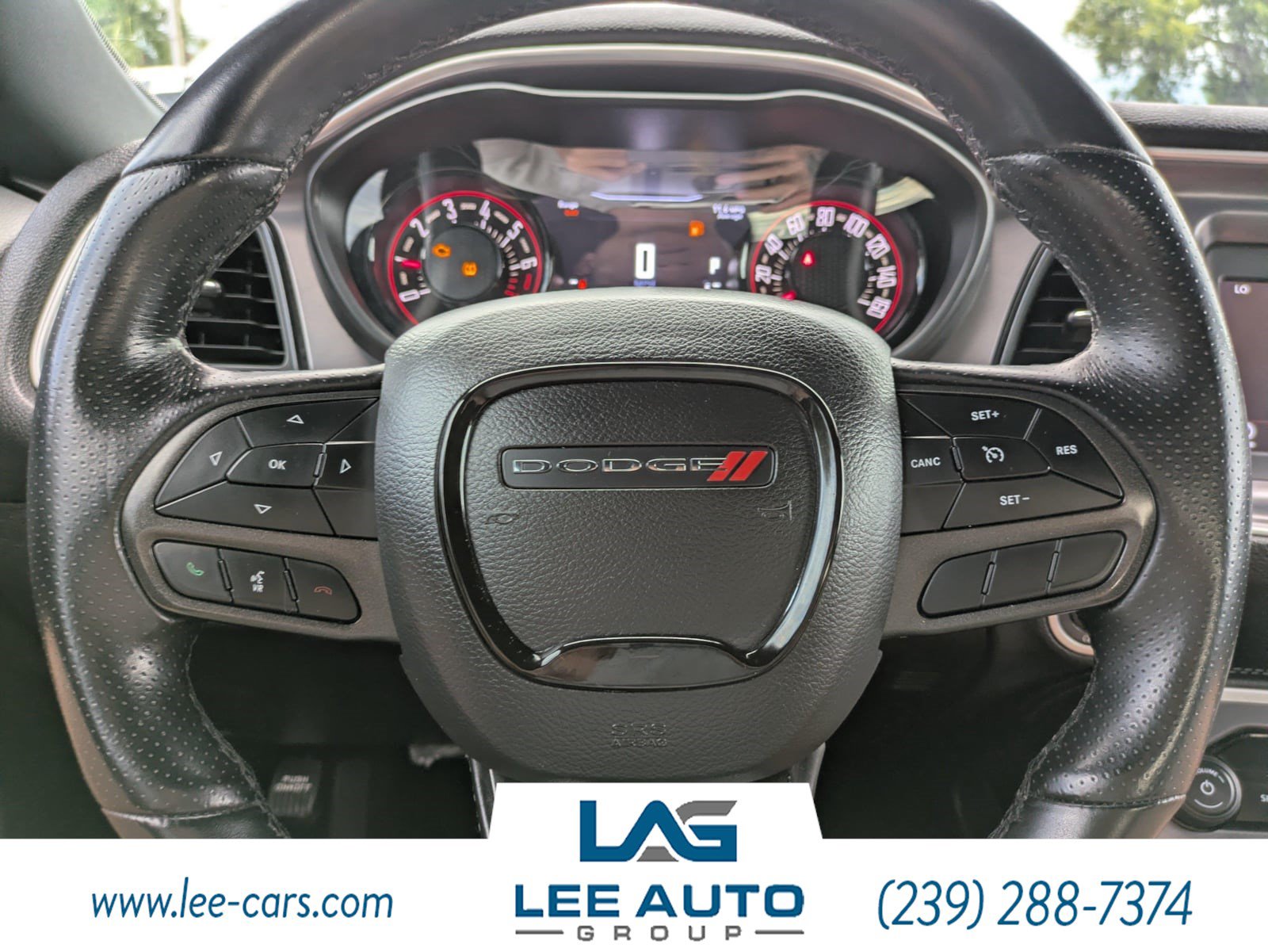 Used 2021 Dodge Challenger SXT w/ Driver Convenience Group RWD image 22