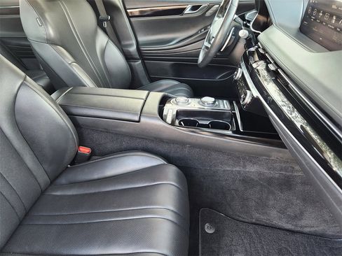 Used 2023 Genesis G80 2.5T image 13