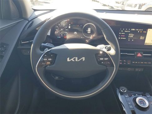 New 2025 Kia Niro Wind w/ Wind Preserve Package image 10