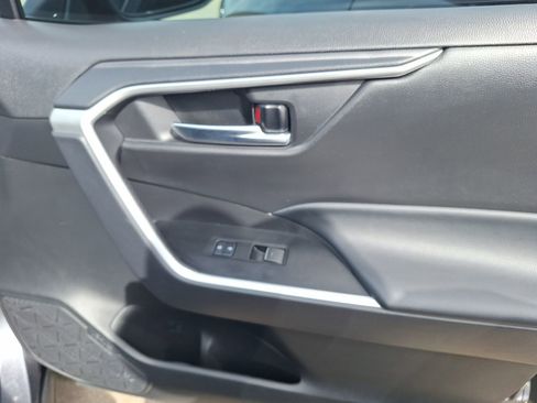 Used 2024 Toyota RAV4 XLE w/ Convenience Package image 35