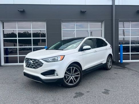 Used 2019 Ford Edge Titanium FWD image 1