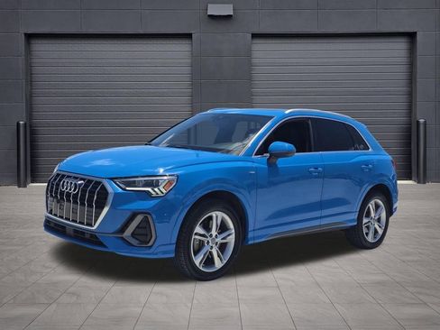 Used 2019 Audi Q3 2.0T Premium Plus w/ Premium Plus Package AWD/4WD image 1
