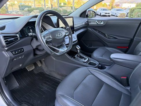 Used 2020 Hyundai Ioniq Limited FWD image 16