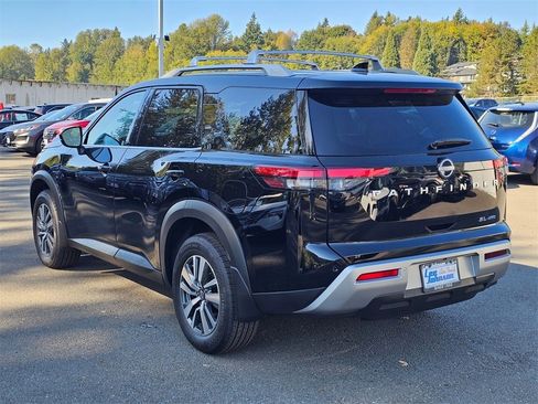 New 2025 Nissan Pathfinder SL w/ Cargo Package image 7