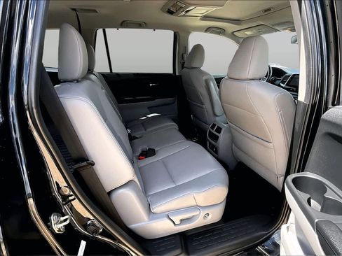 Used 2016 Honda Pilot Touring image 20