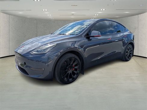 Used 2021 Tesla Model Y 2WD image 7