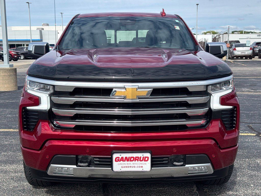 Certified 2024 Chevrolet Silverado 1500 High Country w/ Technology Package AWD/4WD image 3