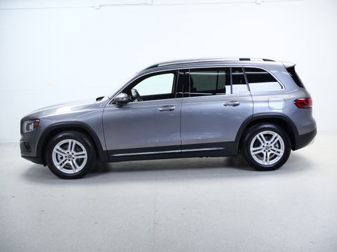 Used 2022 Mercedes-Benz GLB 250 4MATIC image 10