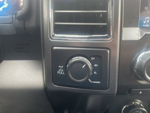 Used 2018 Ford F150 XLT w/ Equipment Group 302A Luxury image 16