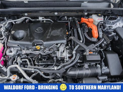 Used 2021 Toyota RAV4 XSE w/ Protection Package (TMS) image 22