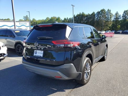 Used 2023 Nissan Rogue S FWD image 7