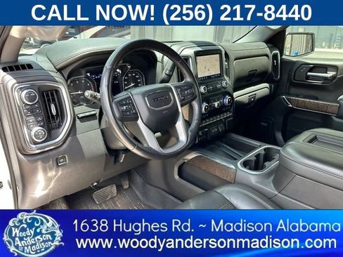 Used 2022 GMC Sierra 1500 Denali w/ Denali Reserve Package AWD/4WD image 8