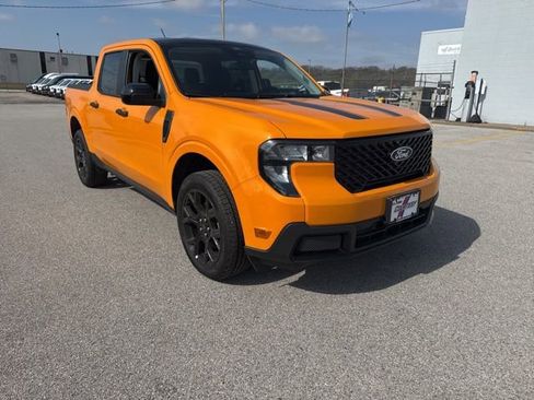 New 2026 Ford Maverick XLT w/ Black Appearance Package AWD/4WD image 7