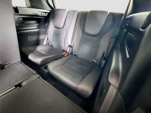 Used 2024 Mercedes-Benz GLB 250 image 23