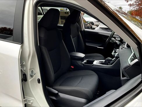 Certified 2025 Toyota RAV4 LE image 7