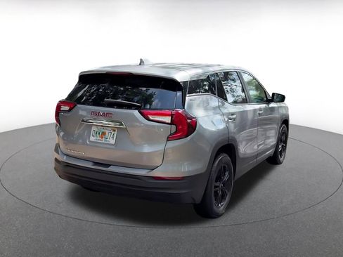 Used 2024 GMC Terrain SLE FWD image 14