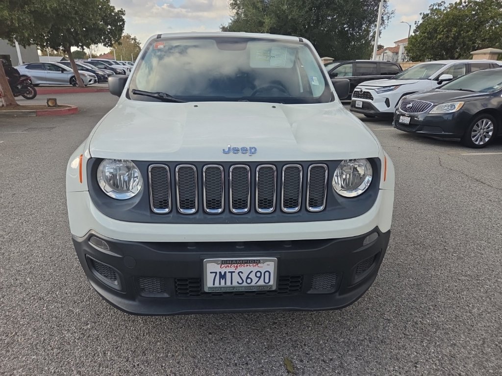 Used 2015 Jeep Renegade Sport w/ Power & Air Group FWD image 8