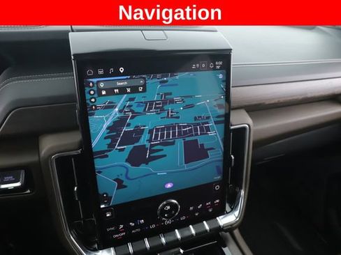 Used 2026 GMC Yukon XL Denali Ultimate AWD/4WD image 4