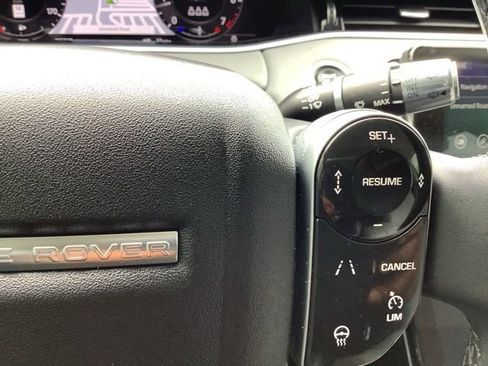 Used 2020 Land Rover Range Rover Evoque SE AWD/4WD image 21