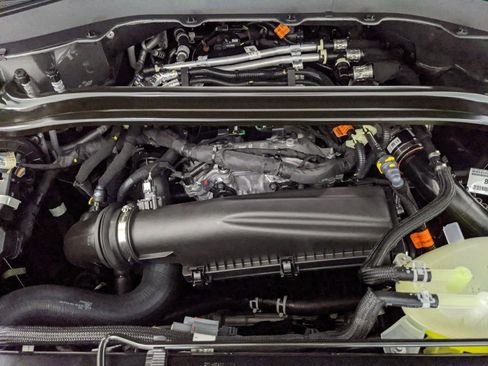 New 2025 Ford Explorer ST-Line w/ Premium Package image 28