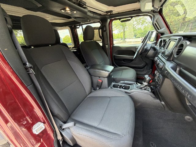 Used 2021 Jeep Wrangler Unlimited Sport AWD/4WD image 27