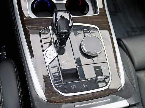 Used 2019 BMW X7 xDrive50i w/ Dynamic Handling Package image 32