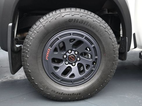 Used 2026 Nissan Frontier PRO-4X w/ Pro Premium Package AWD/4WD image 9